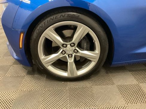 Used 2016 Chevrolet Camaro SS RWD image 15