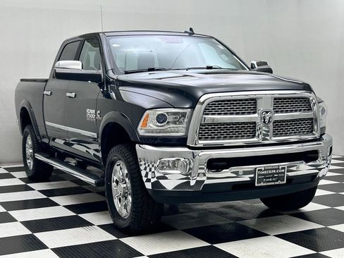 Used 2017 RAM 2500 Laramie image 2