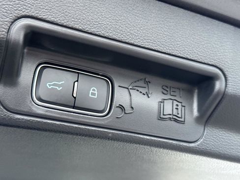 Certified 2026 Ford Explorer Active RWD image 13