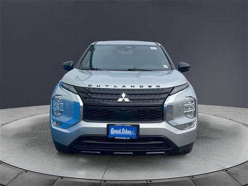 Used 2022 Mitsubishi Outlander SEL Black Edition image 8