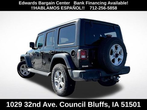 Used 2019 Jeep Wrangler Unlimited Sport S AWD/4WD image 3