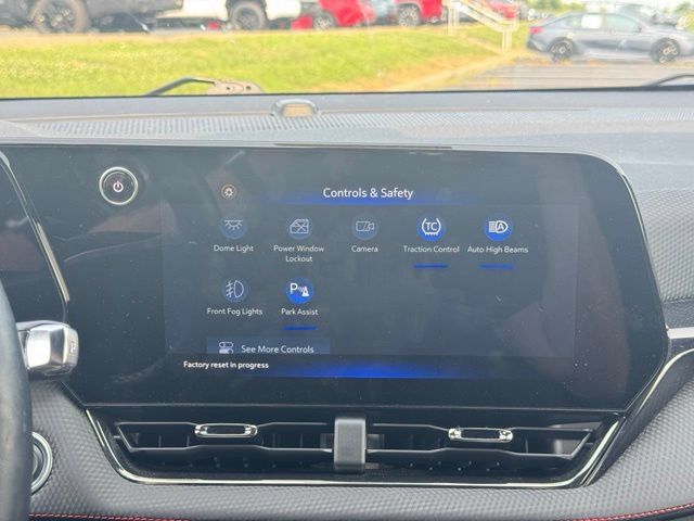 Used 2025 Chevrolet Equinox RS w/ Safety and Technology Package FWD image 23