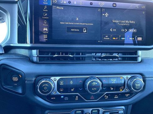 Certified 2025 Jeep Wrangler Unlimited Sahara w/ Safety Group image 35