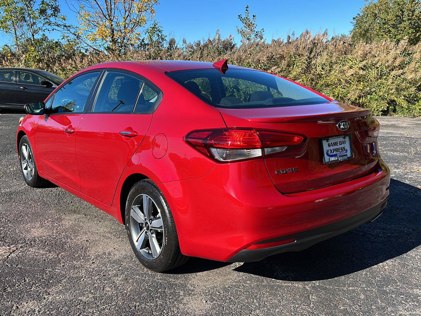 Used 2018 Kia Forte S w/ S Technology Plus Package FWD image 3