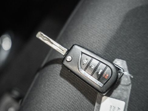 Used 2024 Toyota Corolla LE image 39