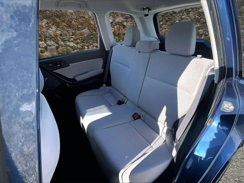 Used 2014 Subaru Forester 2.5i image 23