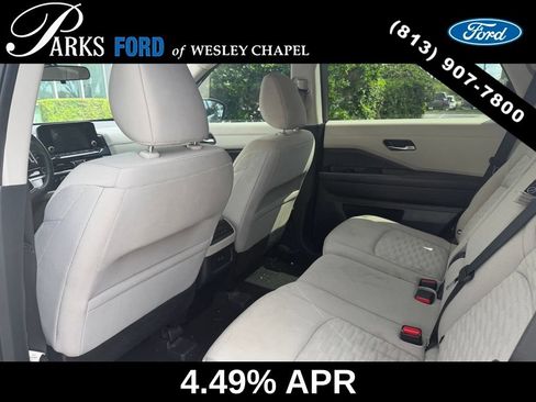 Used 2022 Nissan Pathfinder SV FWD image 6