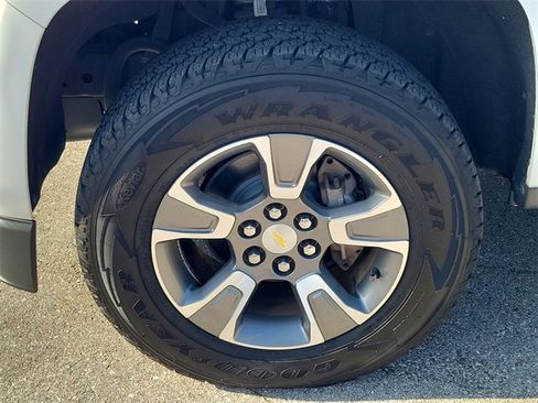 Used 2019 Chevrolet Colorado Z71 image 8