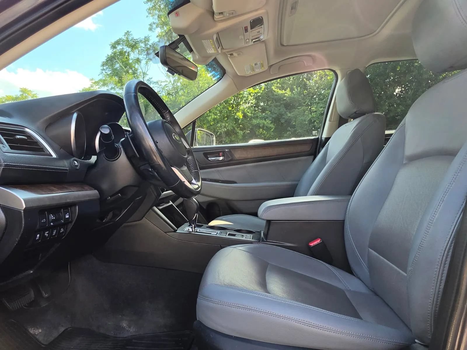 Used 2018 Subaru Outback 2.5i Limited AWD/4WD image 11