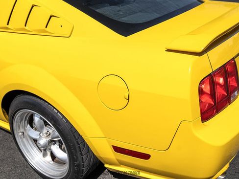 Used 2006 Ford Mustang GT Premium RWD image 74