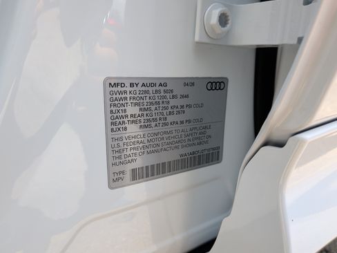 Used 2026 Audi Q3 quattro 2.0T AWD/4WD image 36