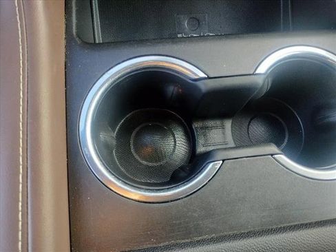 Used 2022 Chevrolet Tahoe High Country image 32