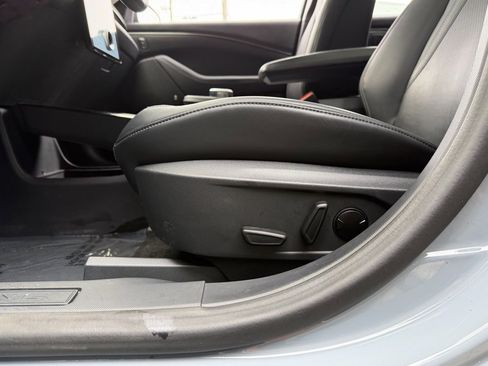 Used 2024 Ford Mustang Mach-E Premium image 27