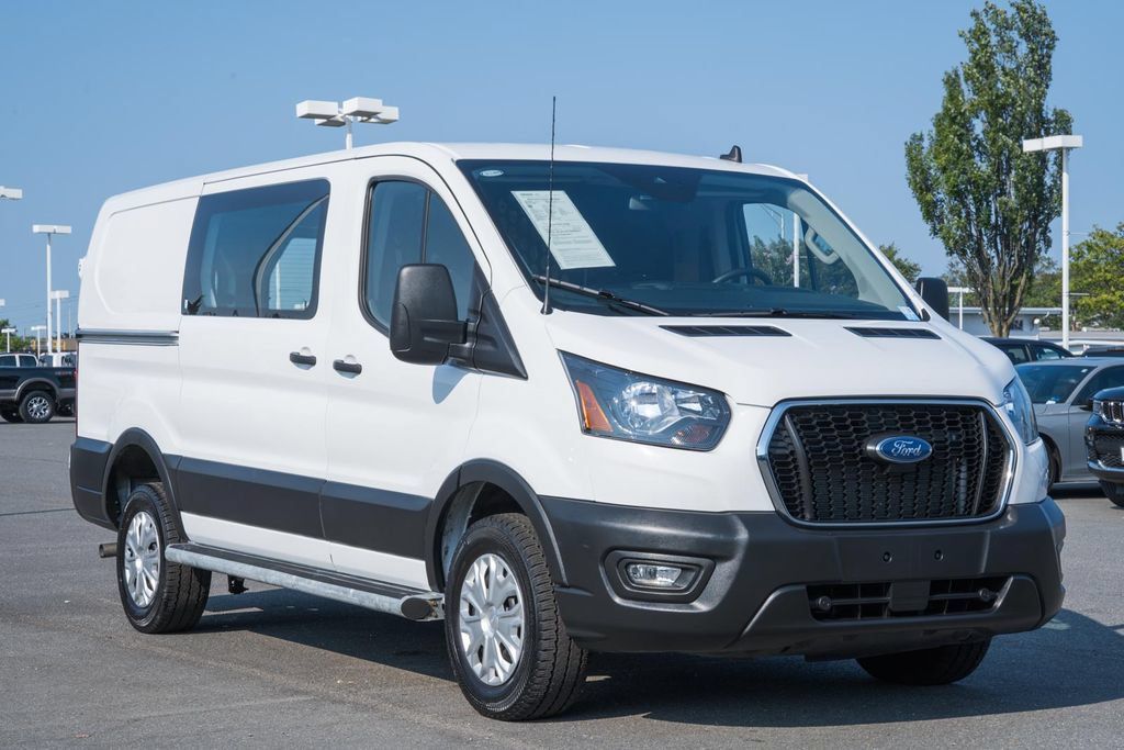 Certified 2025 Ford Transit 250 Low Roof w/ Exterior Upgrade Package RWD image 1