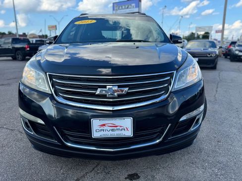 Used 2013 Chevrolet Traverse LT image 9