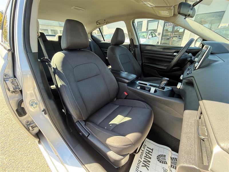 Used 2020 Nissan Altima 2.5 S FWD image 29