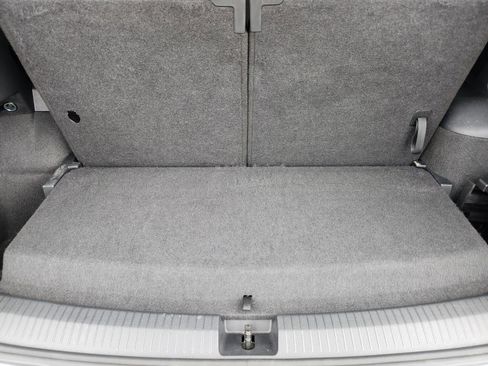 Used 2024 Volkswagen Tiguan SE R-Line image 26