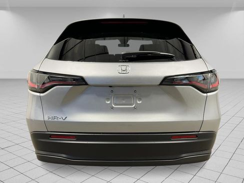 New 2026 Honda HR-V LX image 4