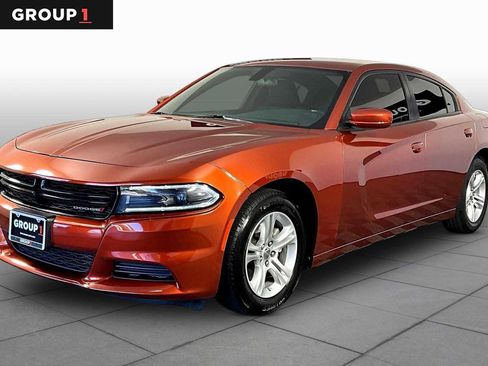 Used 2022 Dodge Charger SXT RWD image 1