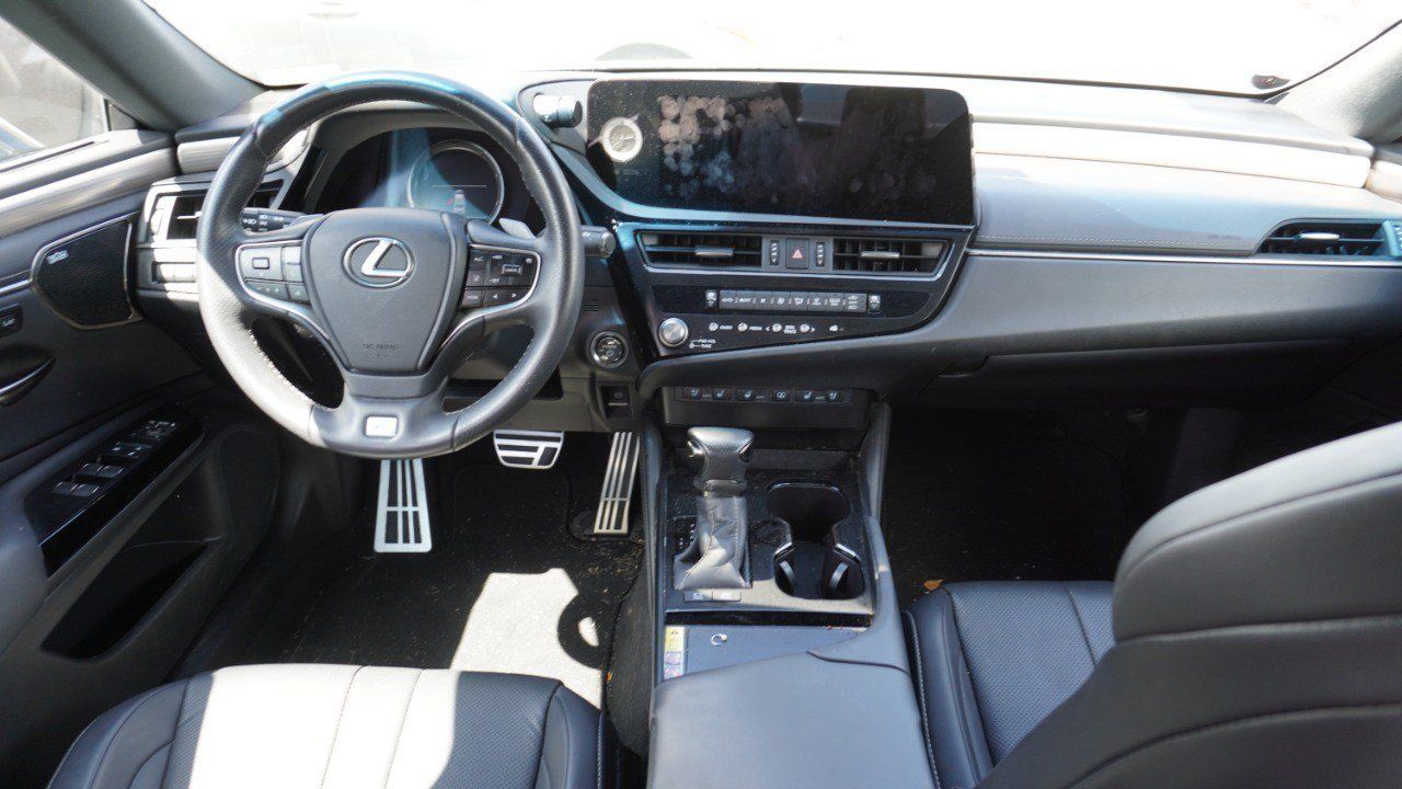 Used 2024 Lexus ES 300h F Sport w/ Accessory Package (Z2) FWD image 12
