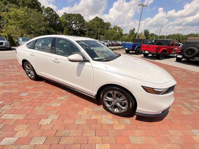 Certified 2024 Honda Accord EX image 37