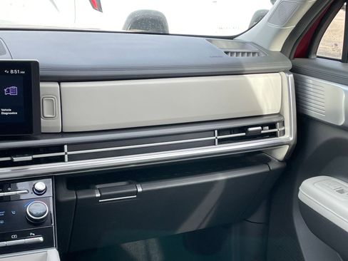 Used 2025 Hyundai Santa Fe SEL image 38