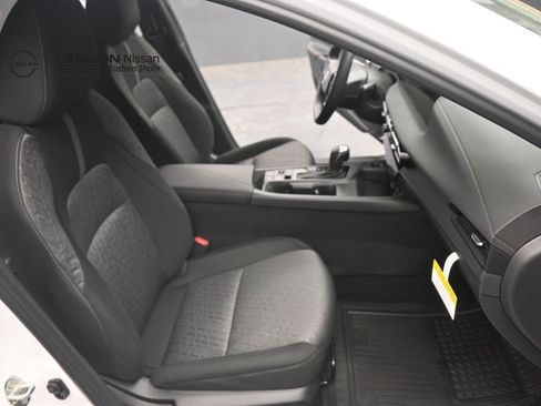 New 2026 Nissan Sentra SV FWD image 21