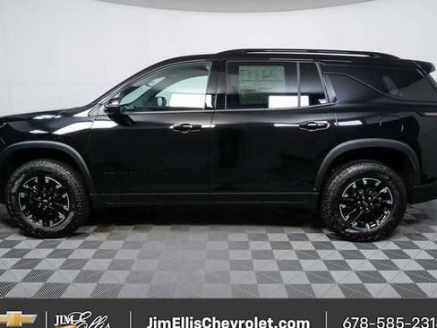 New 2026 Chevrolet Traverse Z71 w/ Driver Confidence Package image 24