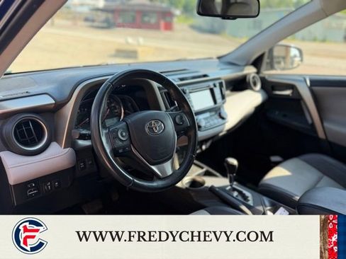 Used 2014 Toyota RAV4 Limited AWD/4WD image 9