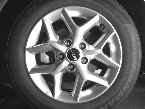 Used 2025 Kia Soul LX w/ LX Technology Package FWD image 19