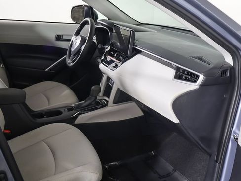 Used 2024 Toyota Corolla Cross L FWD image 20