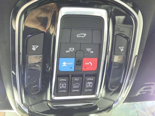 Used 2024 Jeep Grand Wagoneer L Series II w/ Quick Order Packagew 28T AWD/4WD image 24