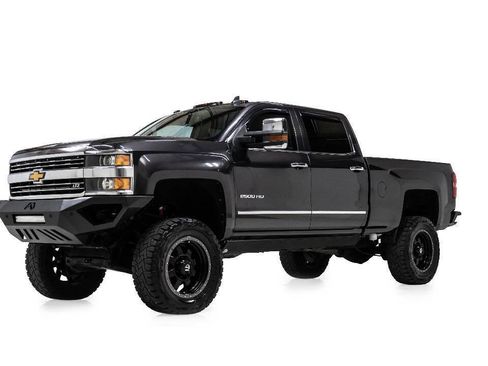 Used 2015 Chevrolet Silverado 2500 LTZ w/ Duramax Plus Package AWD/4WD image 2