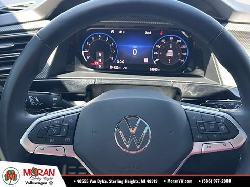 Used 2024 Volkswagen Atlas Cross Sport SEL Premium R-Line AWD/4WD image 24
