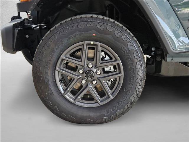 New 2026 Jeep Gladiator Sport AWD/4WD image 10
