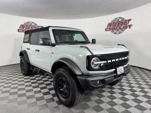 Used 2022 Ford Bronco Wildtrak AWD/4WD image 9