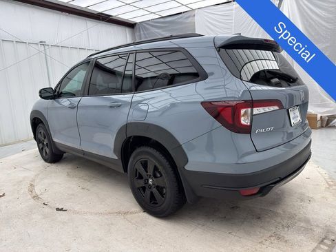 Used 2022 Honda Pilot TrailSport image 4