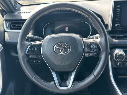 Used 2020 Toyota RAV4 XSE AWD/4WD image 18