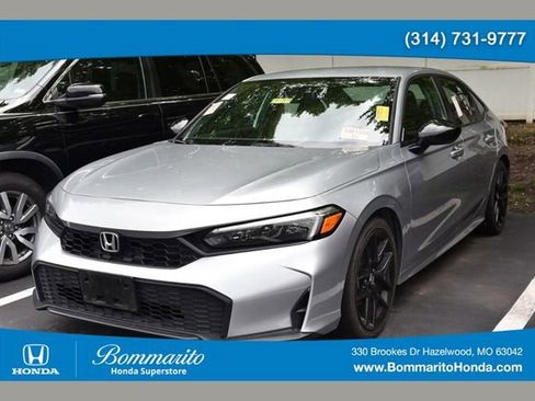 Used 2025 Honda Civic Sport image 1