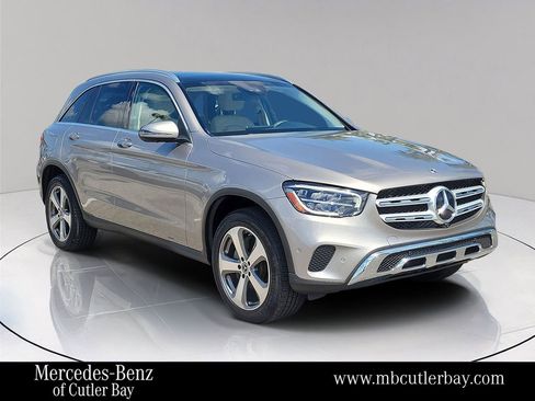 Certified 2022 Mercedes-Benz GLC 300 image 1