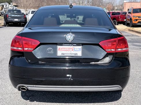 Used 2013 Volkswagen Passat 2.5 SE image 8