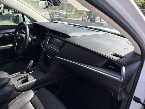 Used 2019 Cadillac XT5 Premium Luxury w/ Driver Assist Package FWD image 42