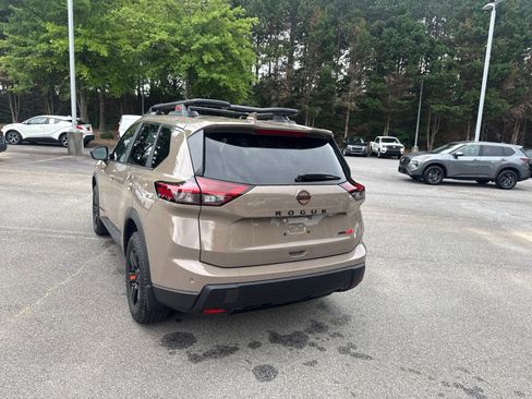 Certified 2025 Nissan Rogue SV w/ Rock Creek Premium Package AWD/4WD image 6