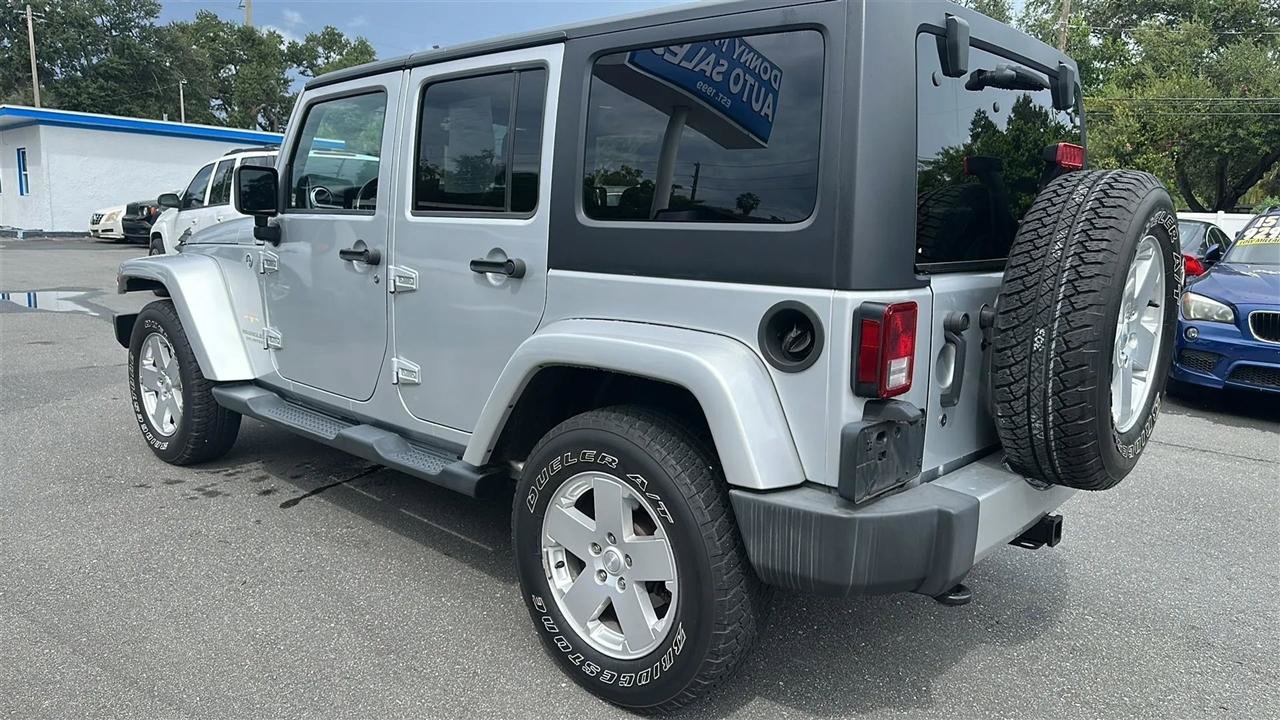 Used 2012 Jeep Wrangler Unlimited Sahara w/ Max Tow Pkg AWD/4WD image 14