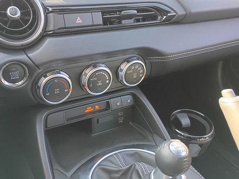 New 2025 MAZDA MX-5 Miata Grand Touring w/ Appearance Package image 20