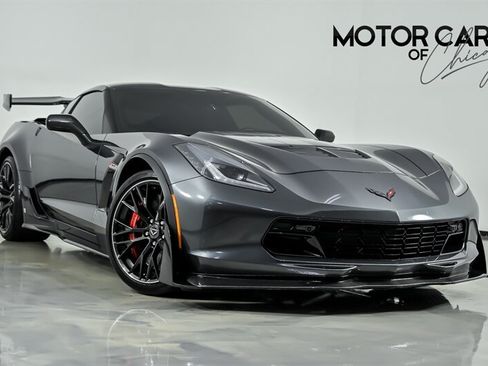 Used 2018 Chevrolet Corvette Z06 RWD image 1