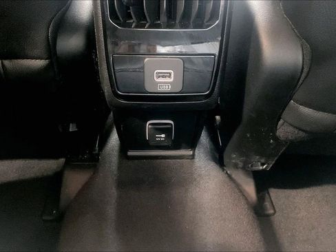 Used 2025 Jeep Compass Trailhawk AWD/4WD image 13