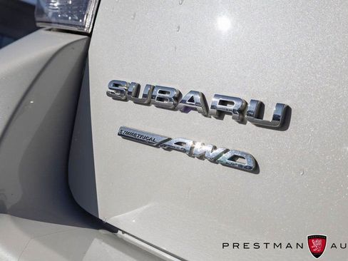 Used 2018 Subaru Impreza 2.0i Limited w/ Popular Package #2 AWD/4WD image 8