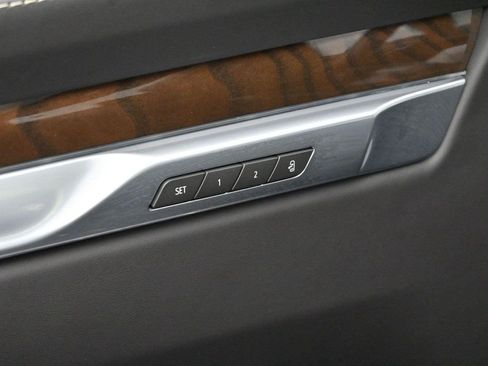 Certified 2026 Cadillac Escalade ESV Platinum Sport w/ LPO, ONYX Package AWD/4WD image 10