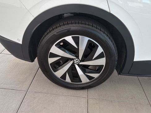 Certified 2023 Volkswagen ID.4 Pro RWD image 12